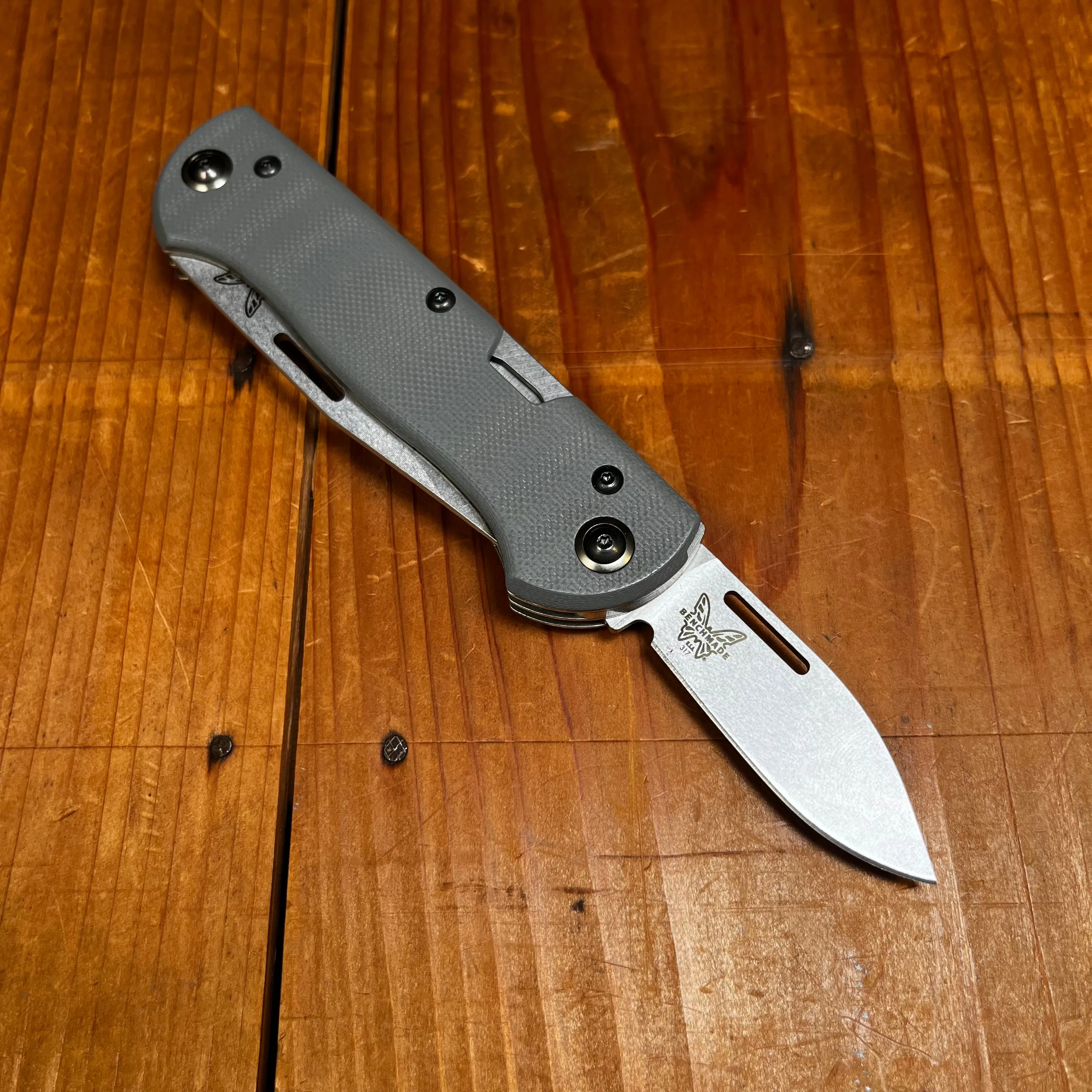 Benchmade 317 Weekender Drop Point CPM-S30V Lockback Gray G10 Handle with Second Blade and Bottle Opener