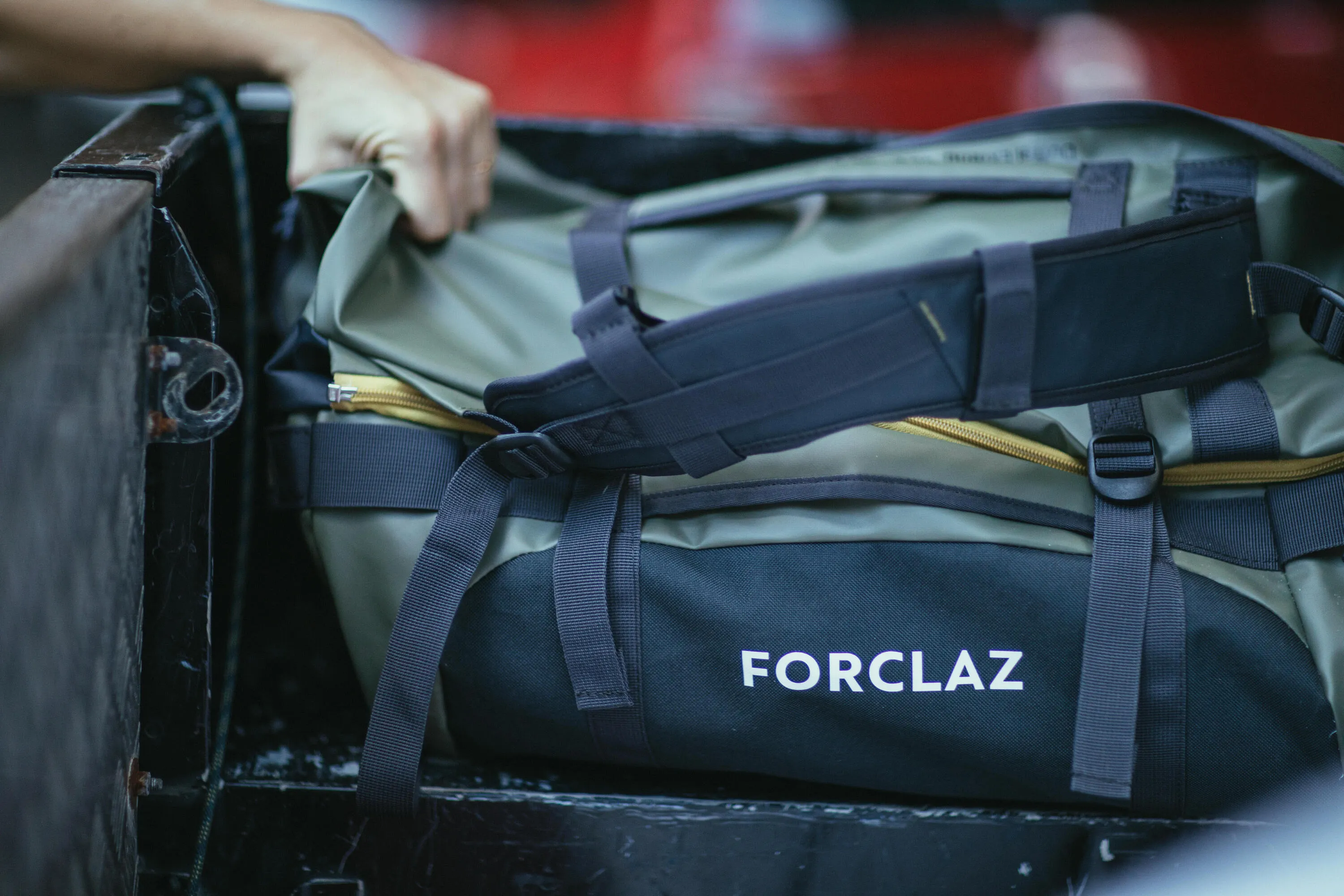 Forclaz 500 Extend Adjustable 40-60L Travel Duffel Bag