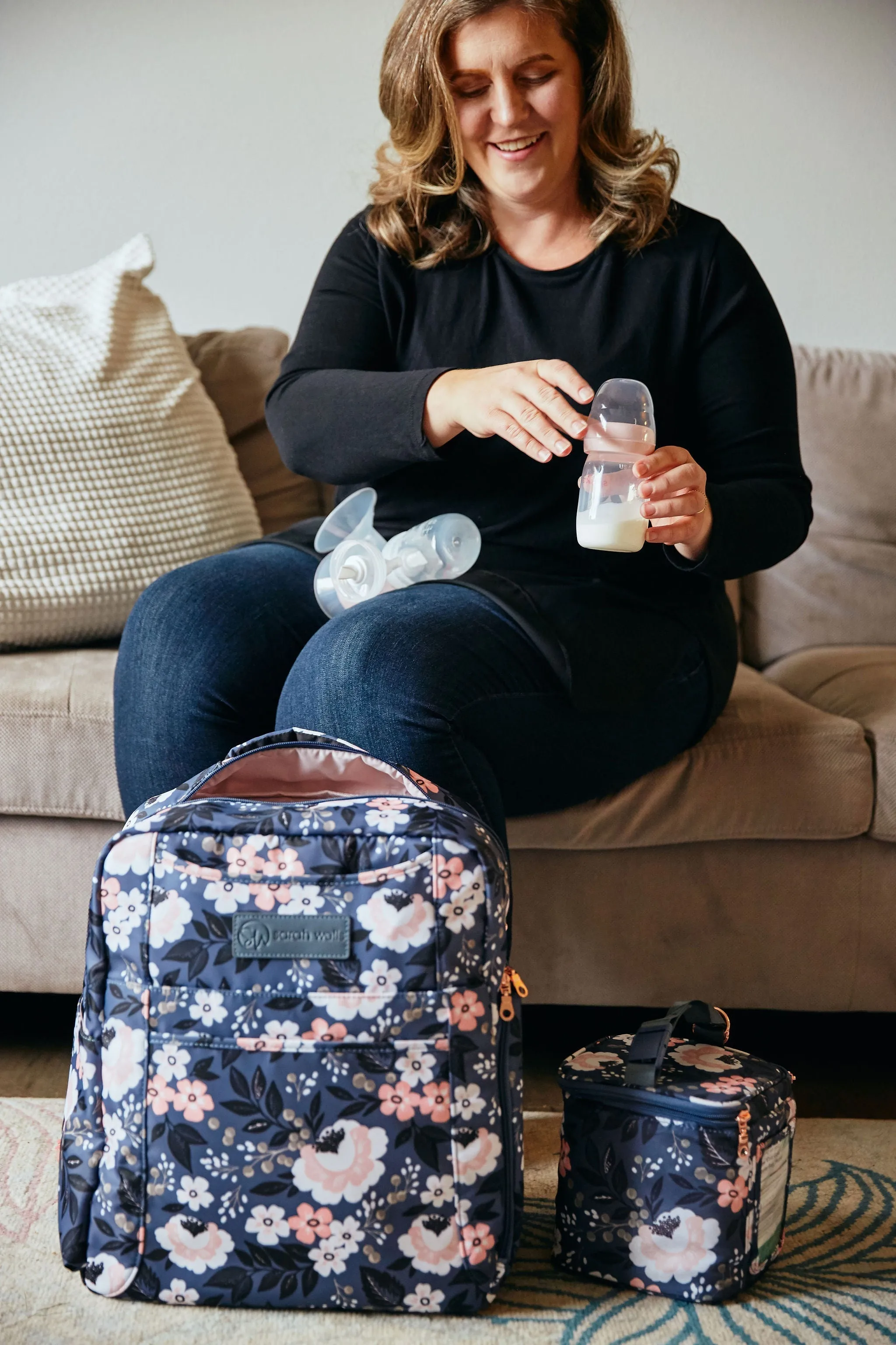 Kelly Breast Pump Backpack (Le Floral)