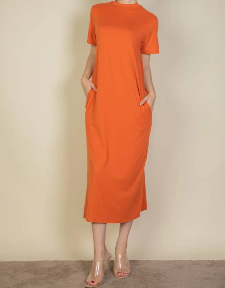 T-Shirt Midi Dress with Side Pockets