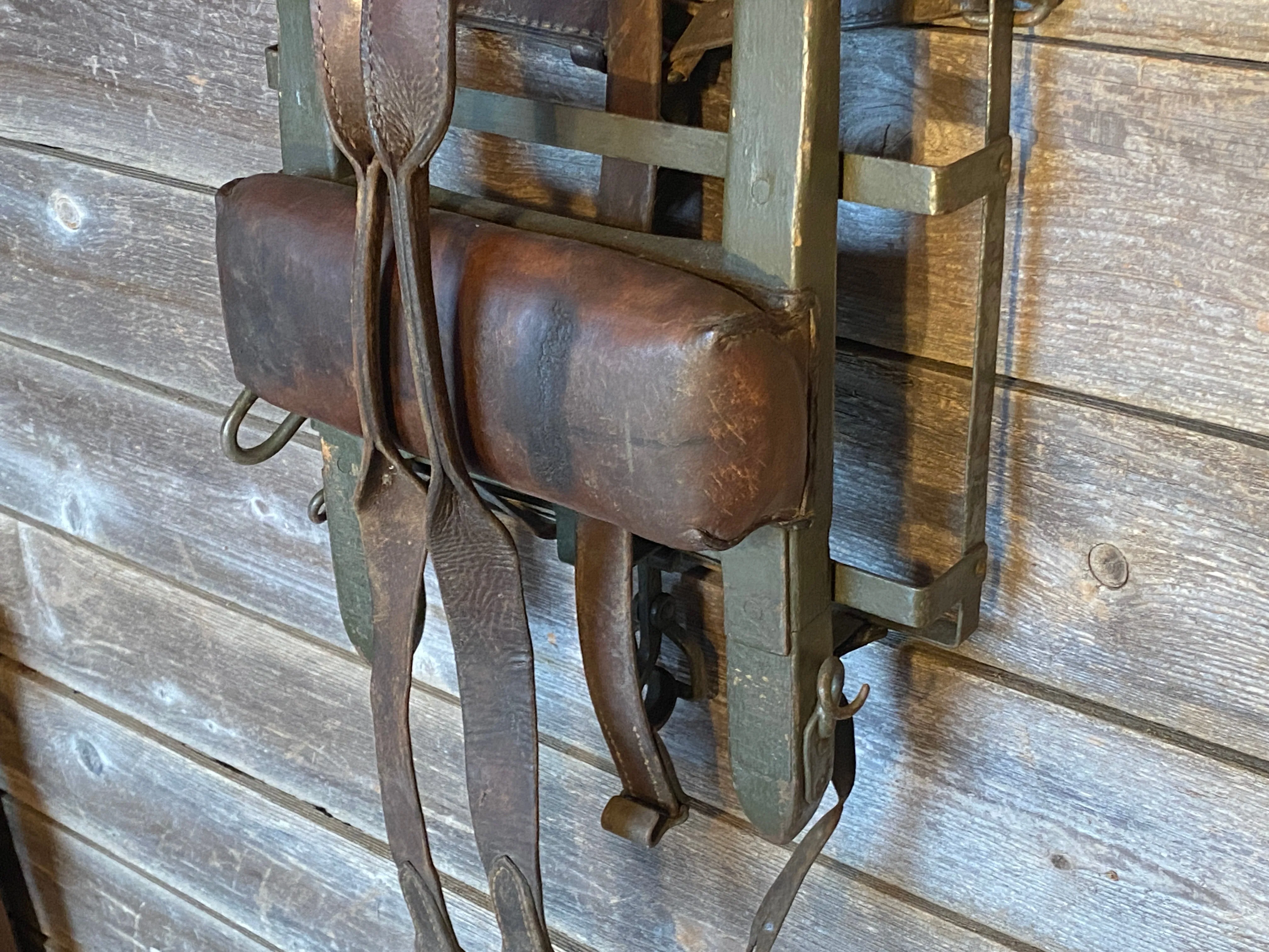 Vintage Frame Backpack with Leather Pads and Straps